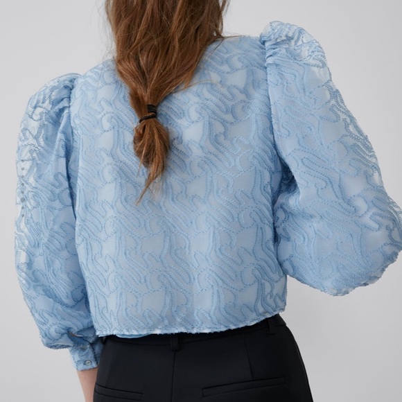 NWT Zara Blue Puff Sleeve Top Blouse Medium - Picture 7 of 9